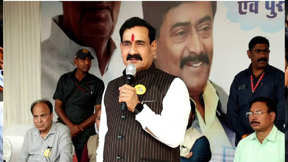दिल्ली के सर्वे के बाद बदला BJP का फैसला, क्या दतिया में नरोत्तम मिश्रा का प्रभाव पड़ रहा है कमजोर?