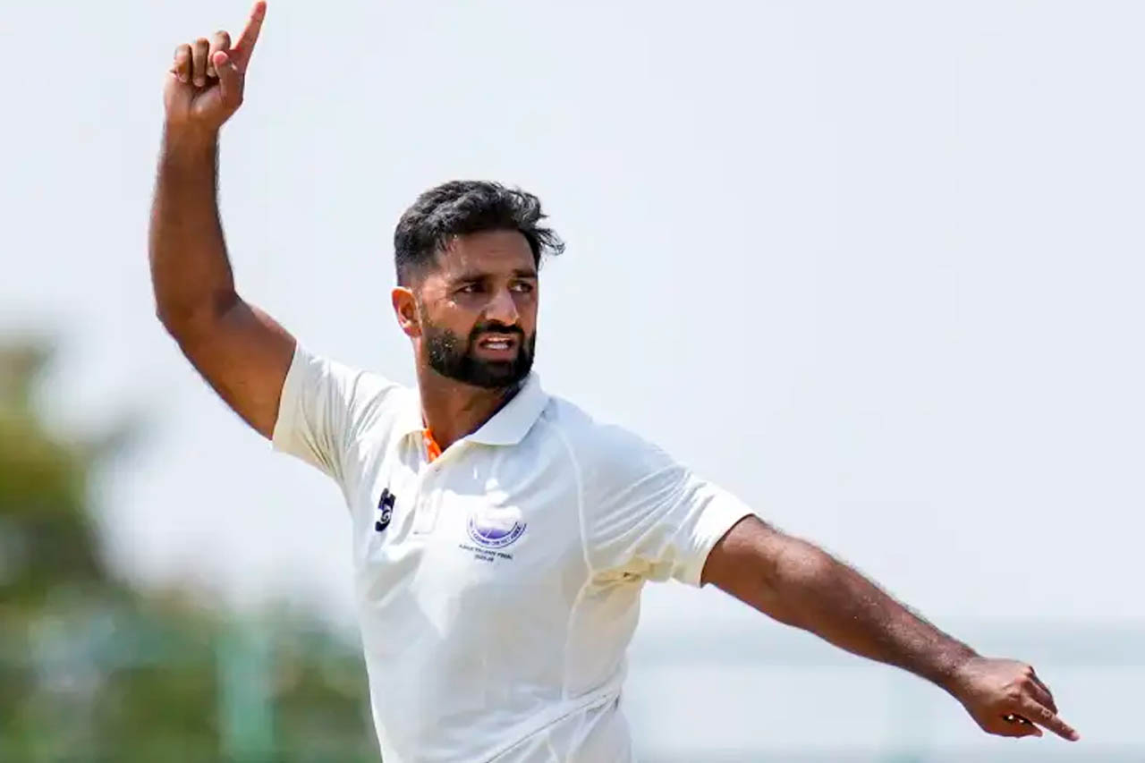 घरेलू क्रिकेट में 104 विकेट लेने वाले आकिब नबी की चमकी किस्मत, पहली बार Team India में एंट्री