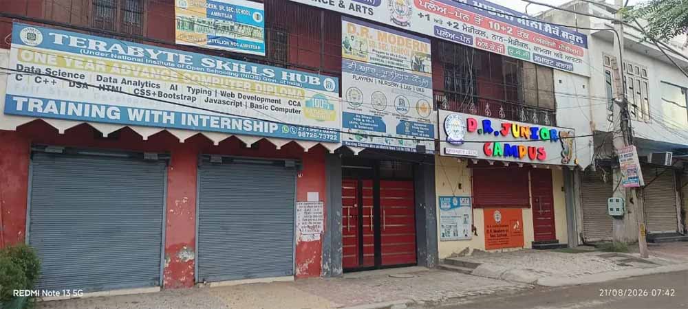 Private Schools बंद, Government Schools में बढ़ी छात्रों की मौजूदगी; पंजाब में अनोखा नजारा