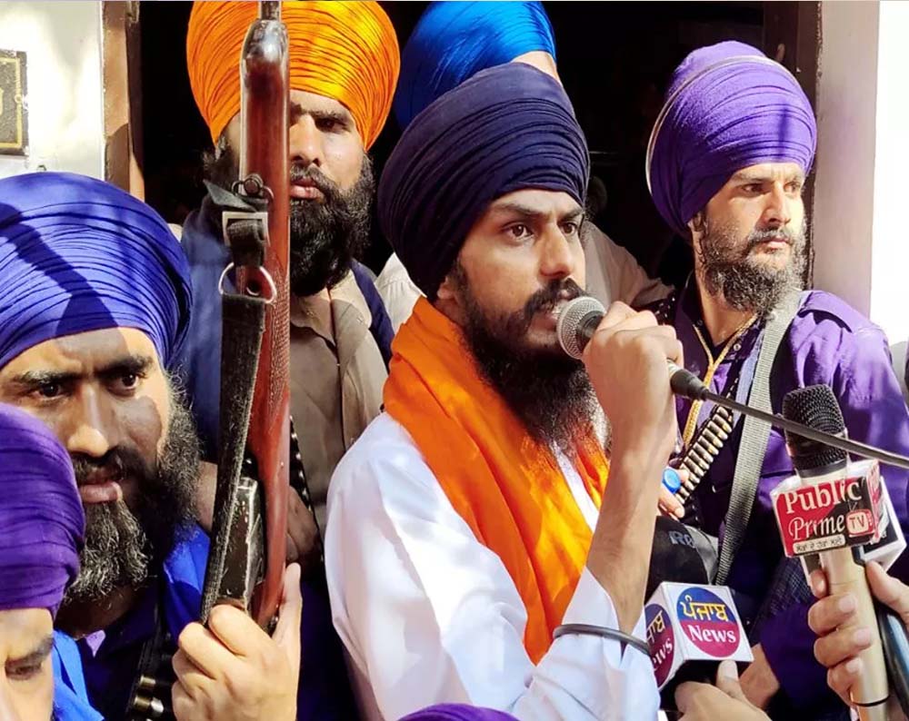 पंजाब में परविंदर झोटा की हत्या के बाद तनाव, अमृतपाल की पार्टी के कई कार्यकर्ता हिरासत में
