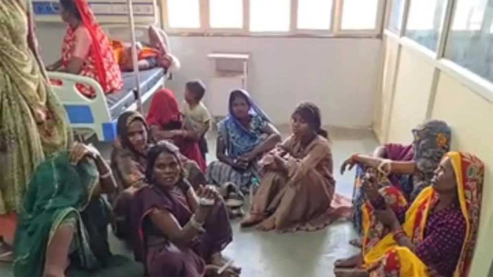 कटनी से आ रहे श्रमिकों की पिकअप पलटी, छतरपुर हादसे में 37 मजदूर घायल