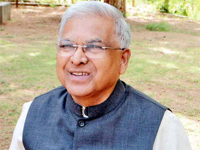 राज्यपाल द्वारा आदिशक्ति की आरती से हुआ शुभारंभ